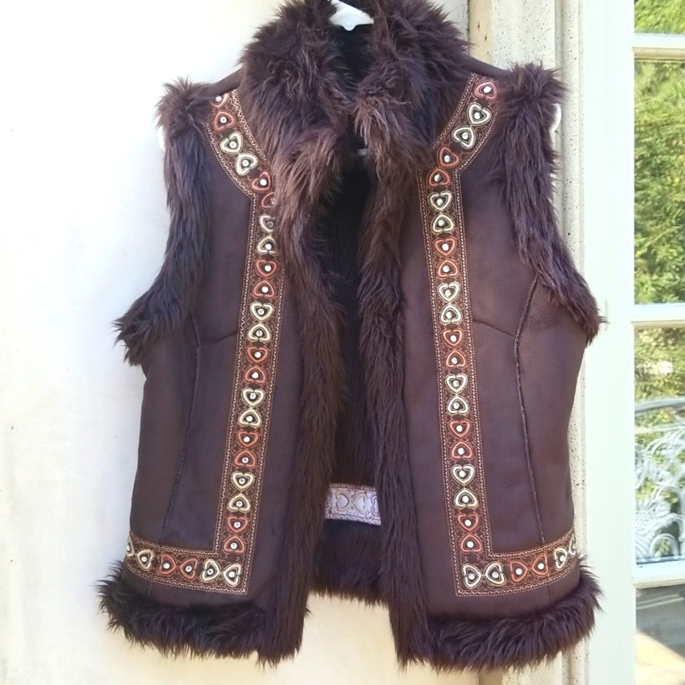 Fuda Studio Faux Fur Vest NWOT Size S Brown